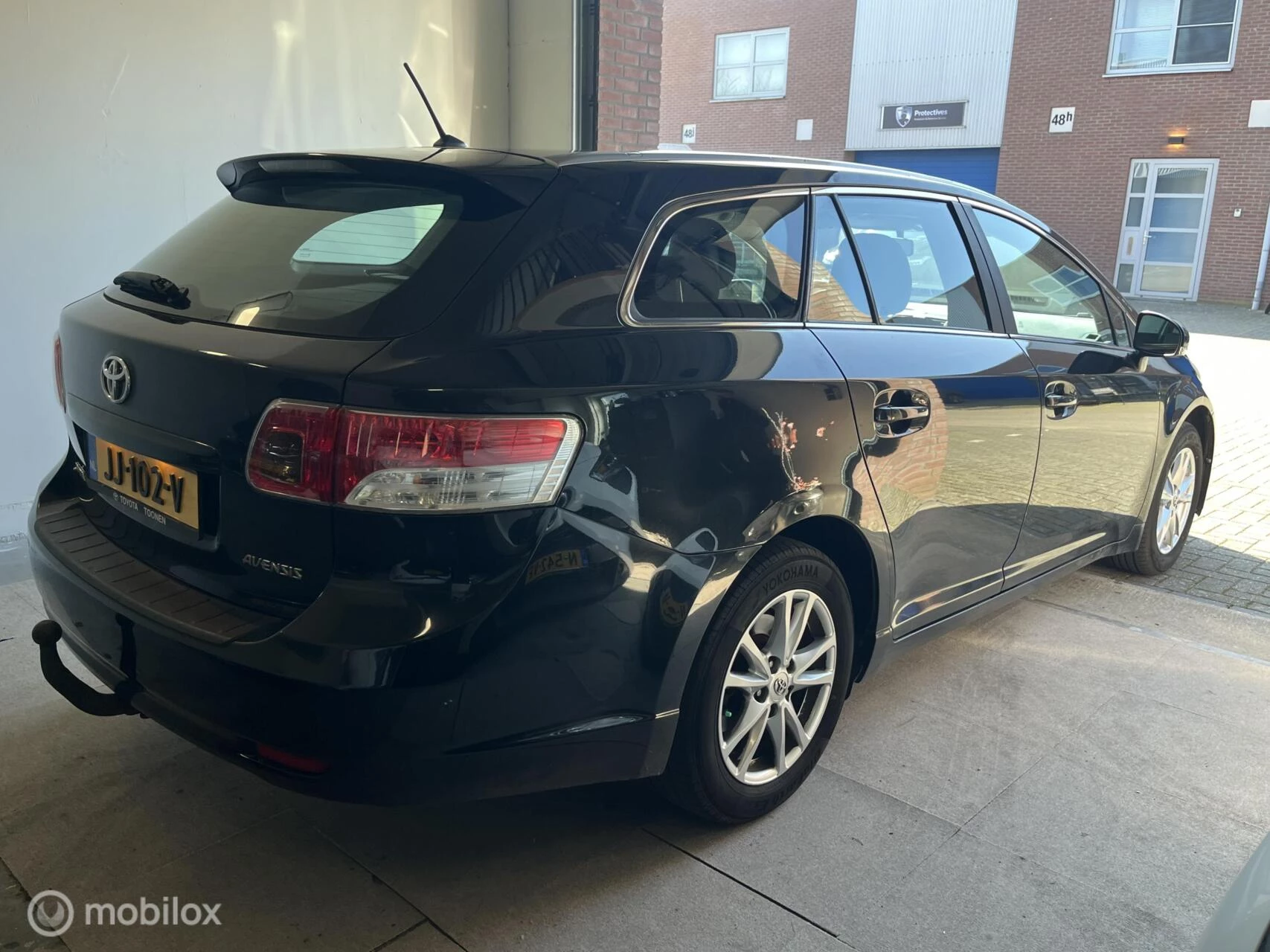 Hoofdafbeelding Toyota Avensis