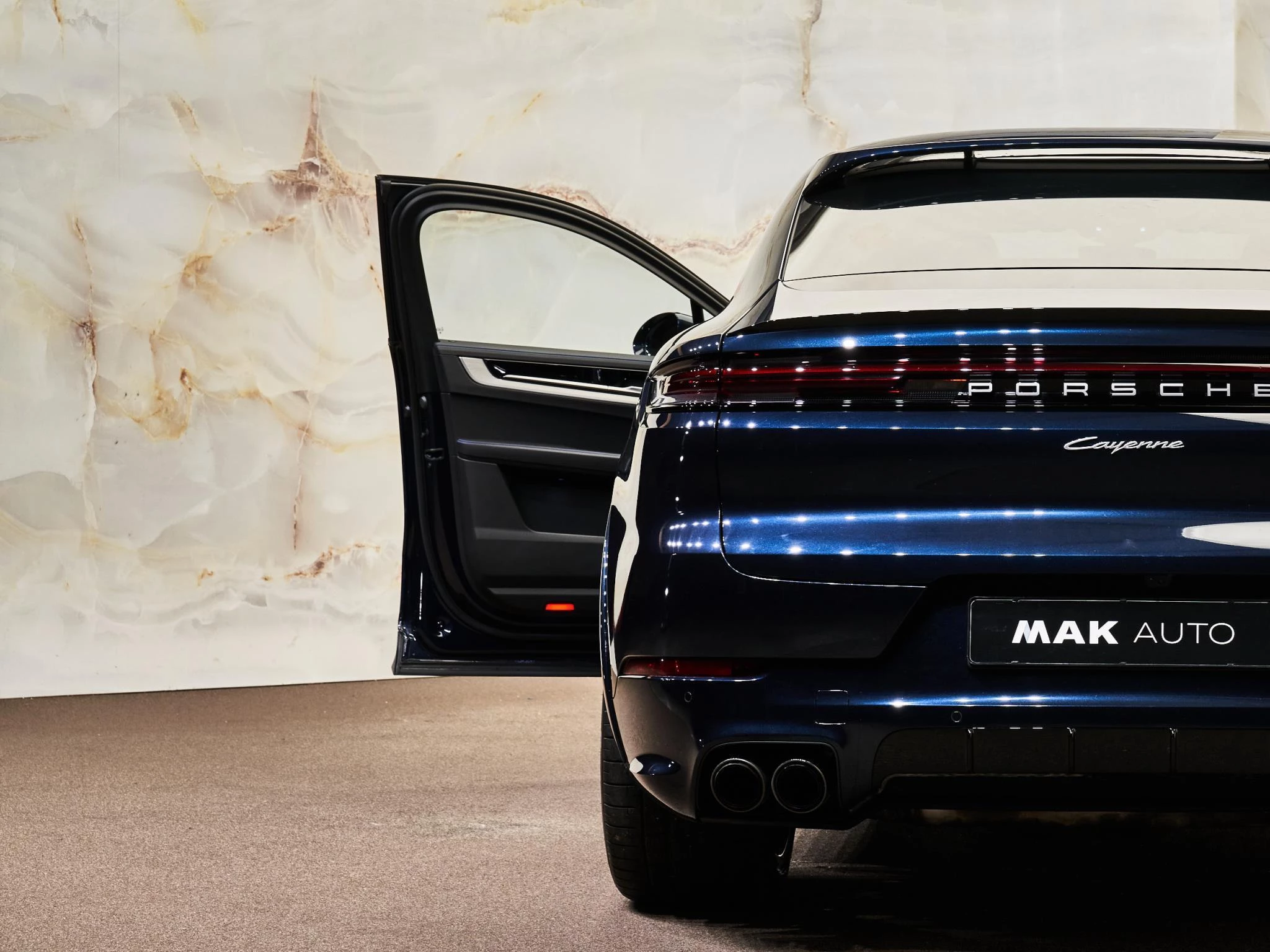 Hoofdafbeelding Porsche Cayenne