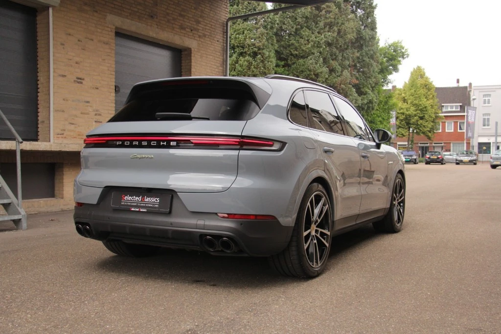 Hoofdafbeelding Porsche Cayenne