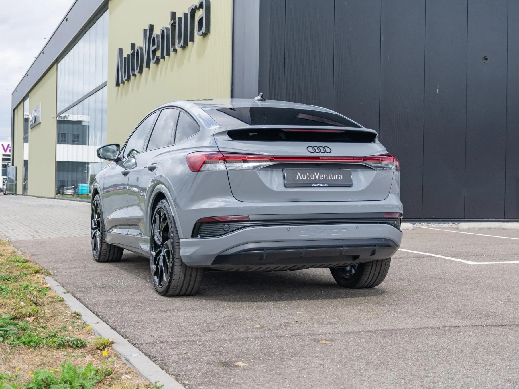 Hoofdafbeelding Audi Q4 e-tron