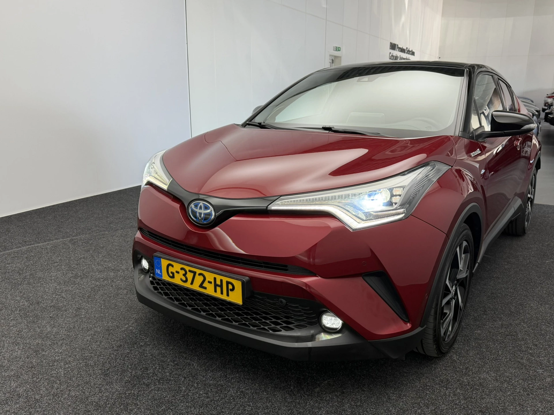 Hoofdafbeelding Toyota C-HR