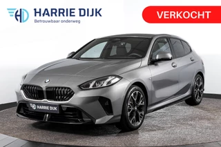 BMW 1 Serie 120 M Sport (Nieuw Model) - Automaat | Dig. Cockpit | Adapt. Cruise | Stoelverw. | PDC | Camera | NAV + App. Connect | ECC | DAB | LM 18" | 4242