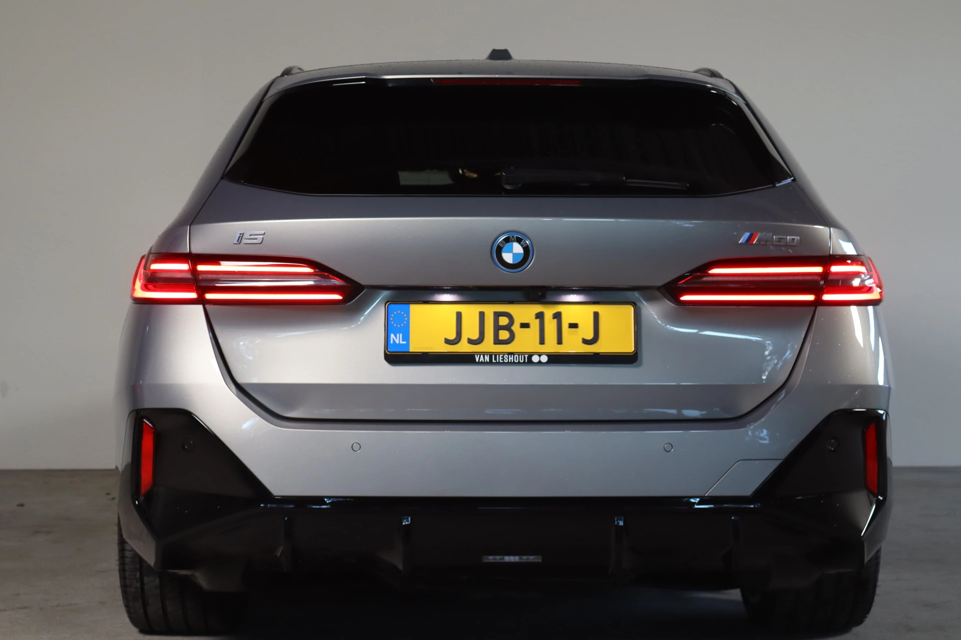 Hoofdafbeelding BMW i5