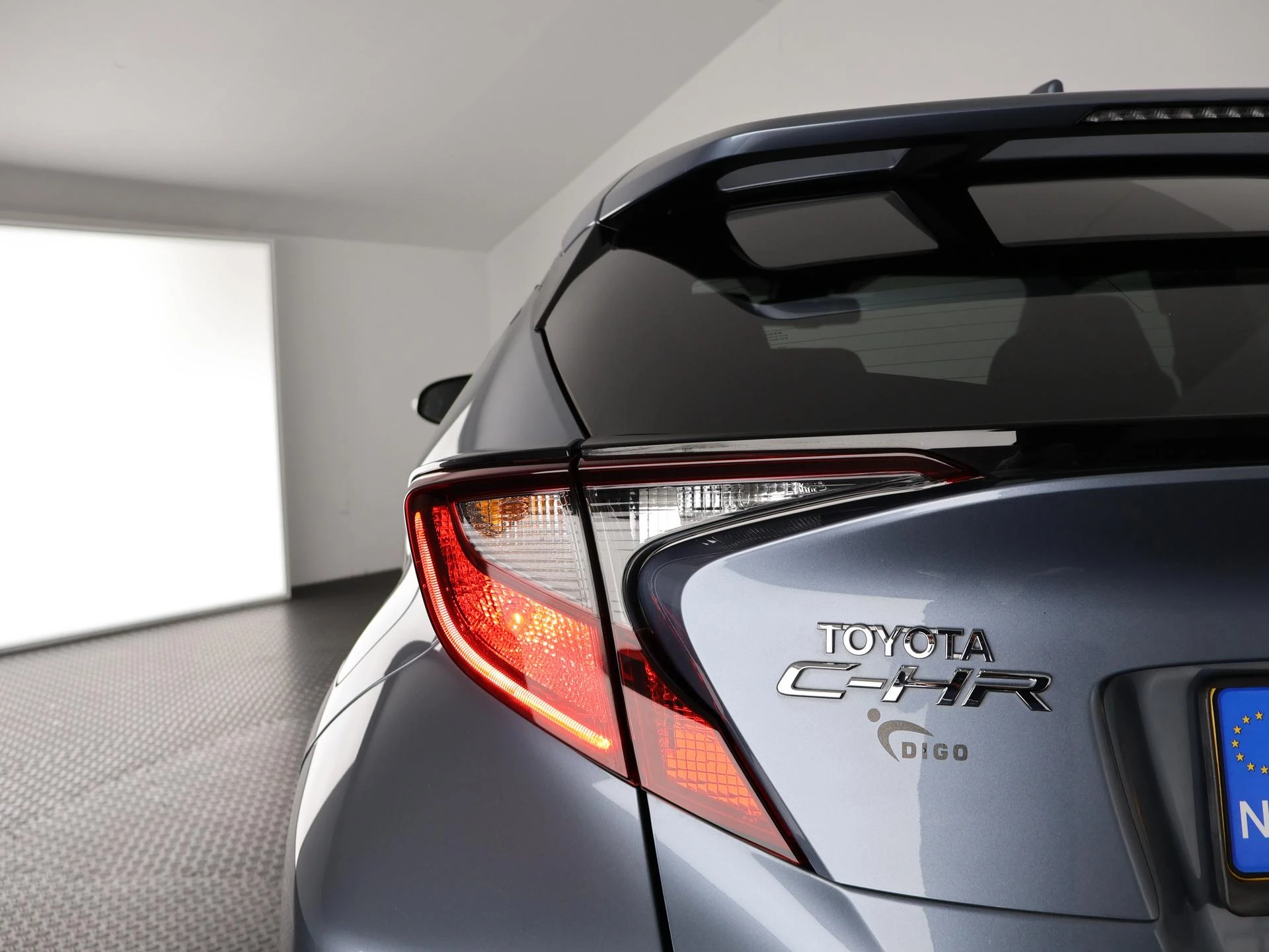 Hoofdafbeelding Toyota C-HR