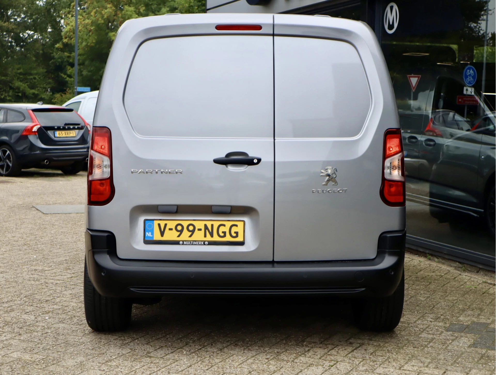 Hoofdafbeelding Peugeot Partner
