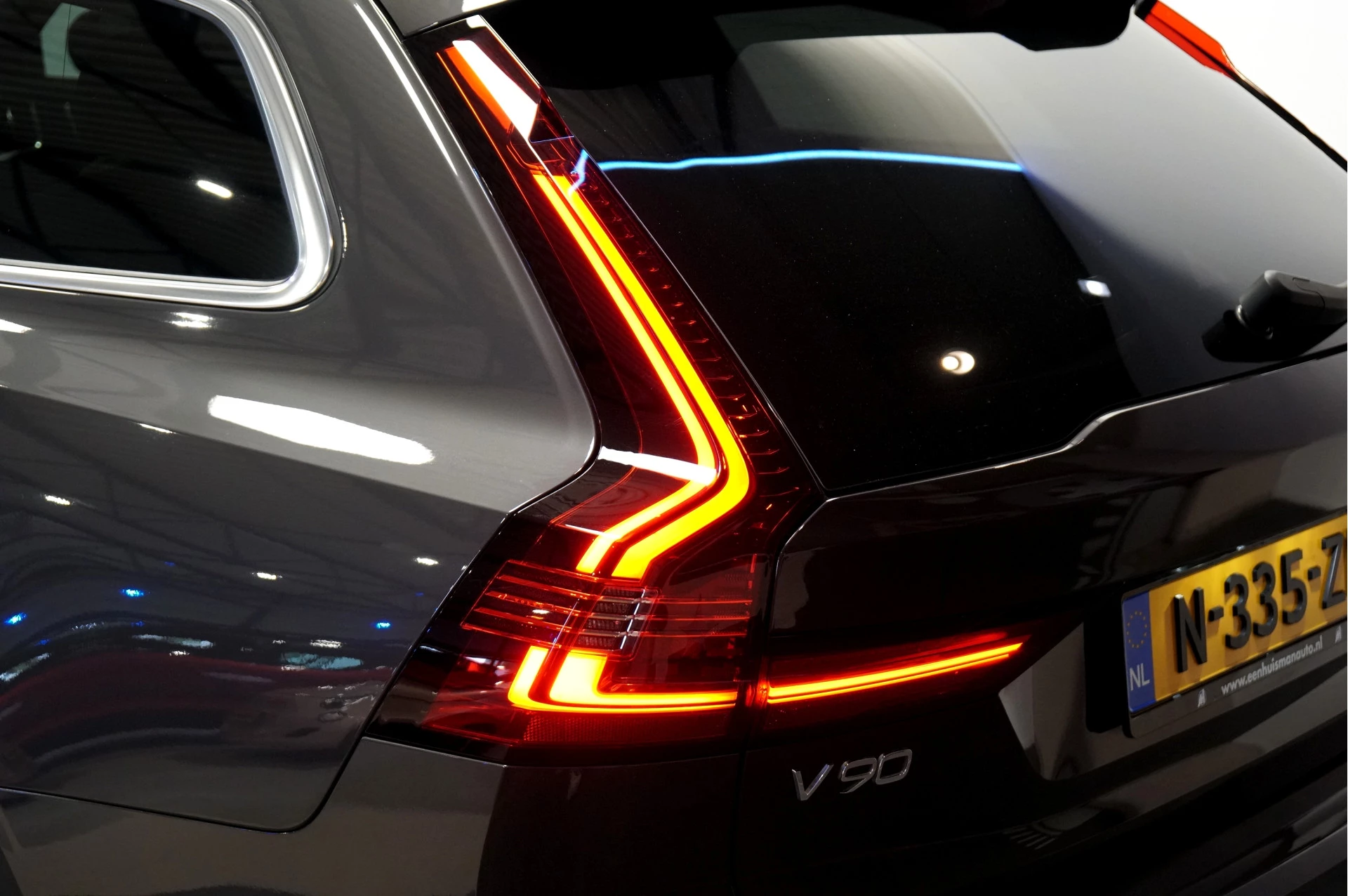 Hoofdafbeelding Volvo V90