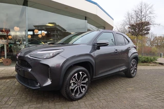Hoofdafbeelding Toyota Yaris Cross Toyota Yaris Cross 1.5 Hybrid 130PK Dynamic * NIEUW* STUUR - STOEL verwarming !