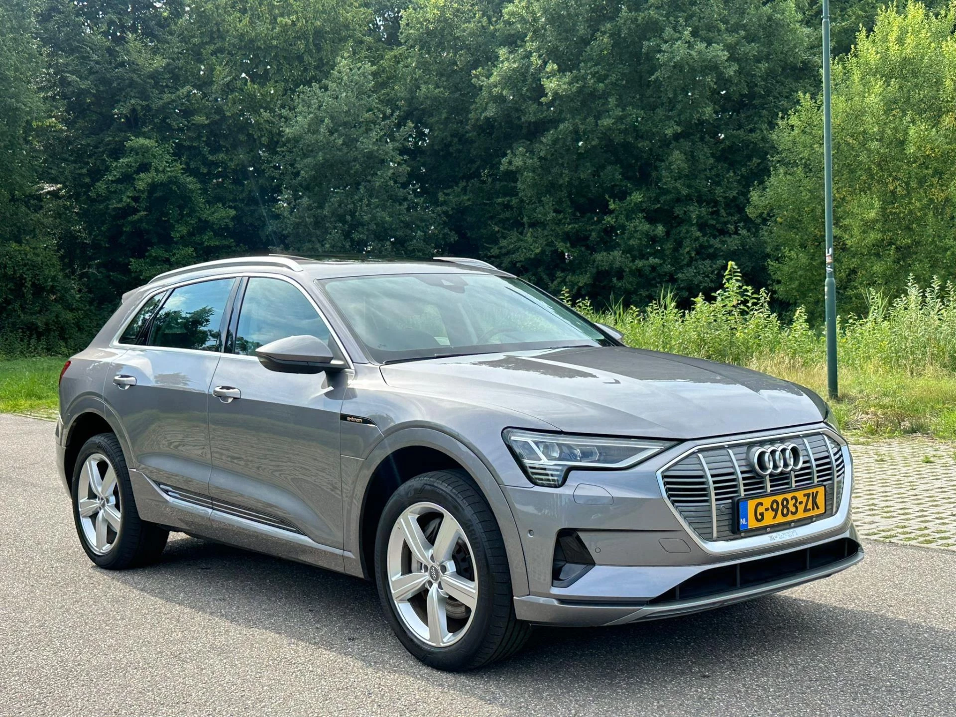 Hoofdafbeelding Audi e-tron