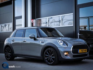 Mini Cooper One 1.5 Automaat  5-Deurs | CARPLAY | KEYLESS | CAMERA | DEALER ONDERHOUDEN
