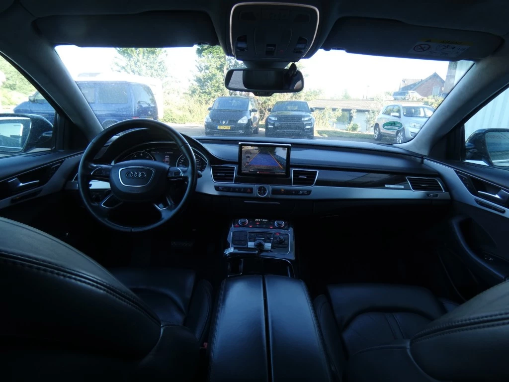 Hoofdafbeelding Audi A8