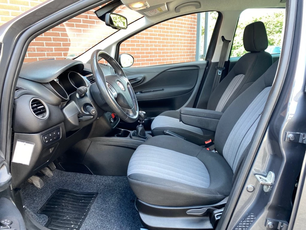 Hoofdafbeelding Fiat Punto