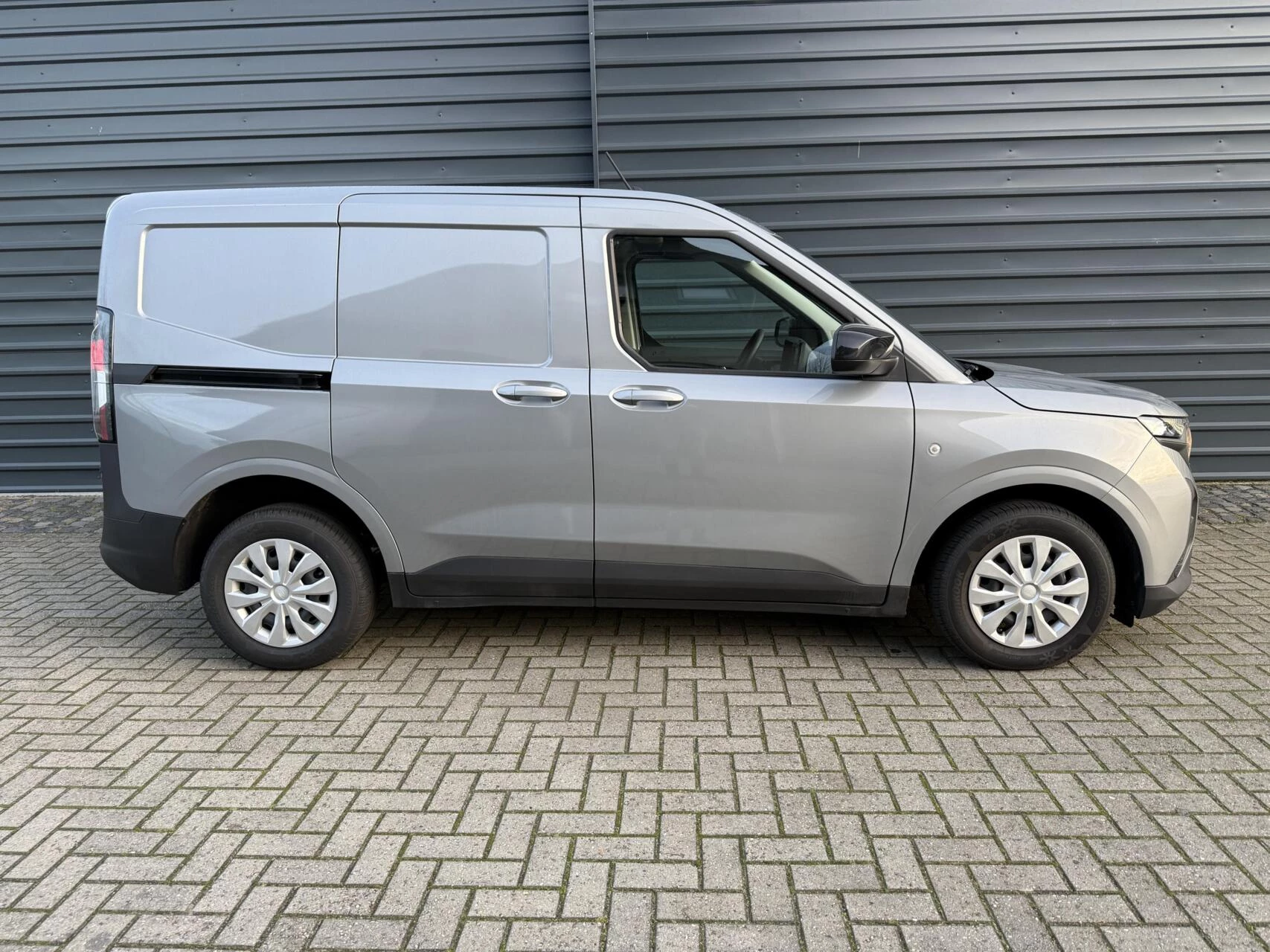 Hoofdafbeelding Ford Transit Courier