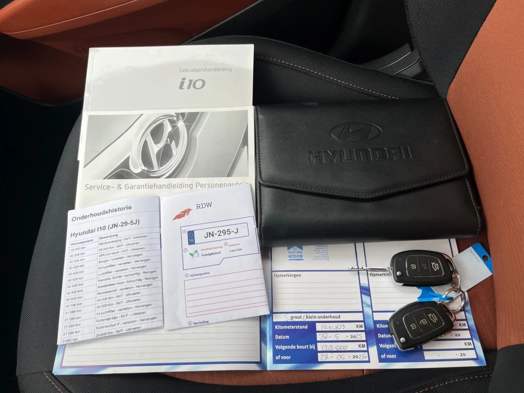 Hoofdafbeelding Hyundai i10