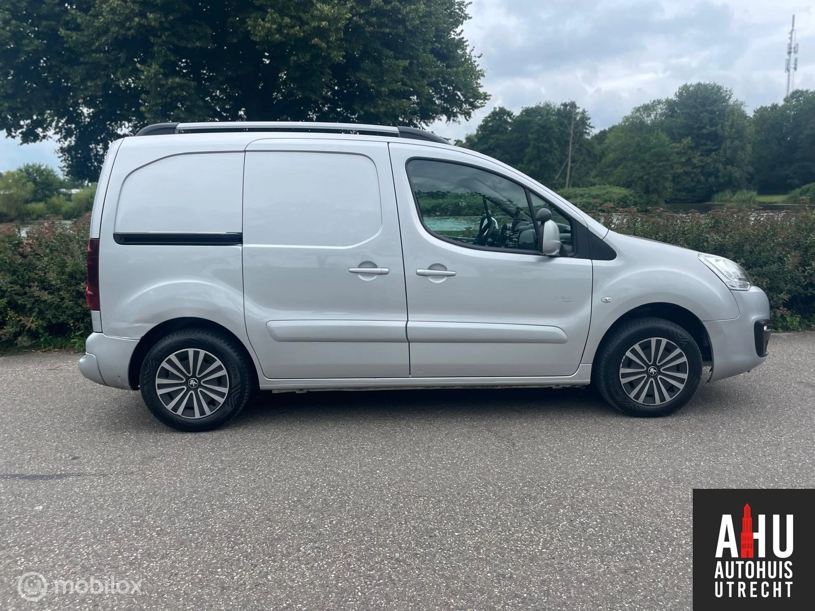 Hoofdafbeelding Peugeot Partner