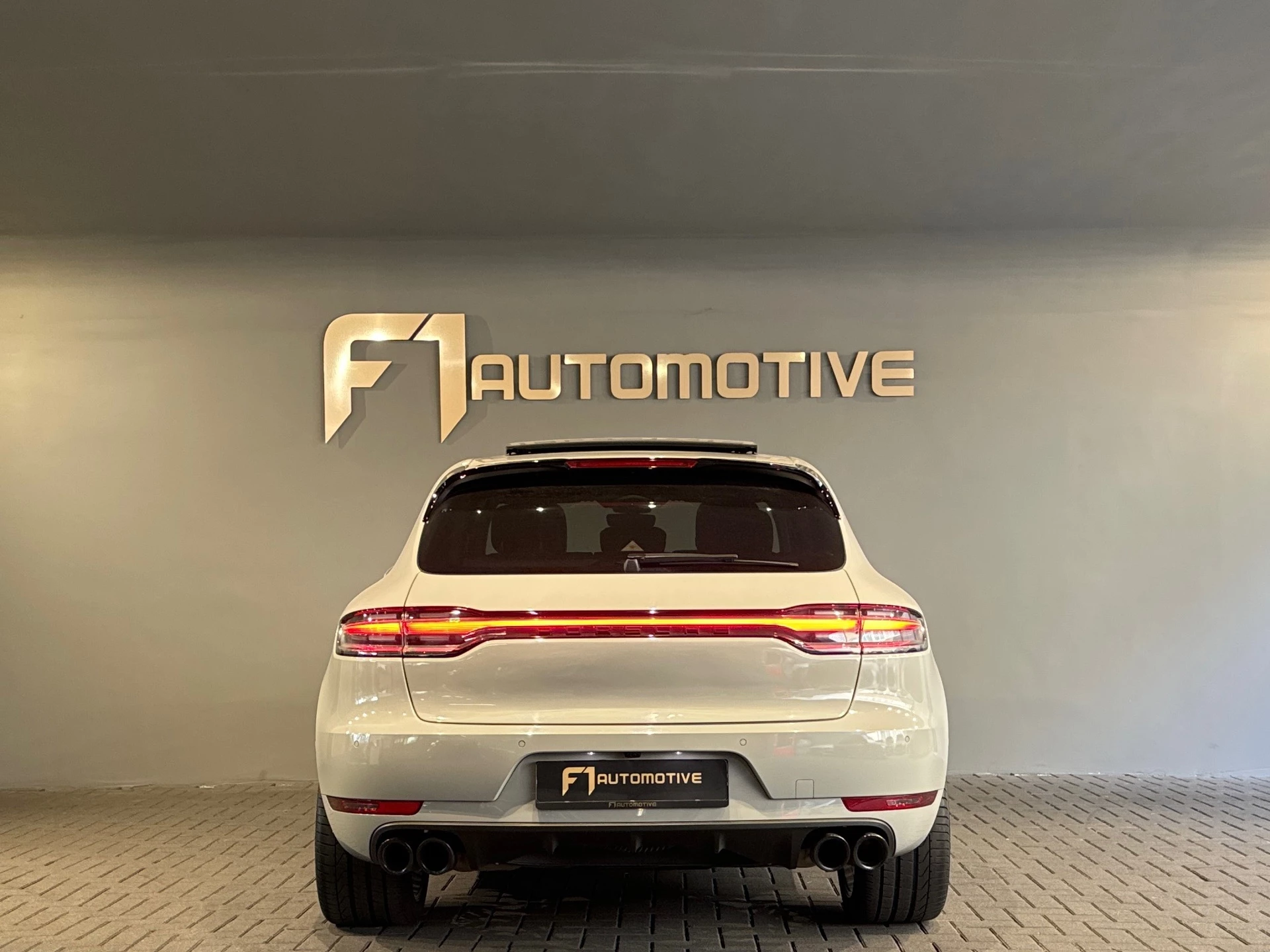 Hoofdafbeelding Porsche Macan