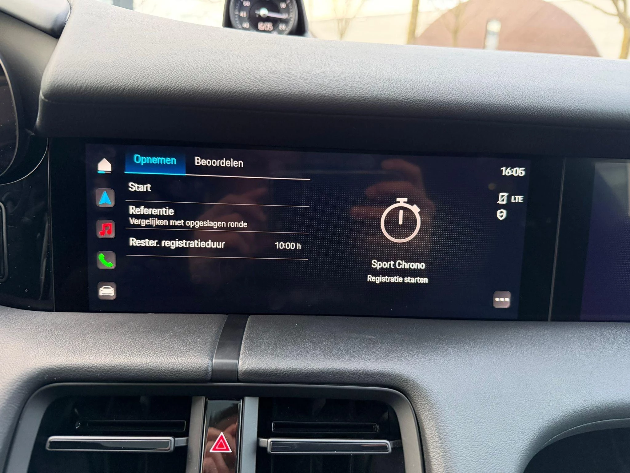 Hoofdafbeelding Porsche Taycan