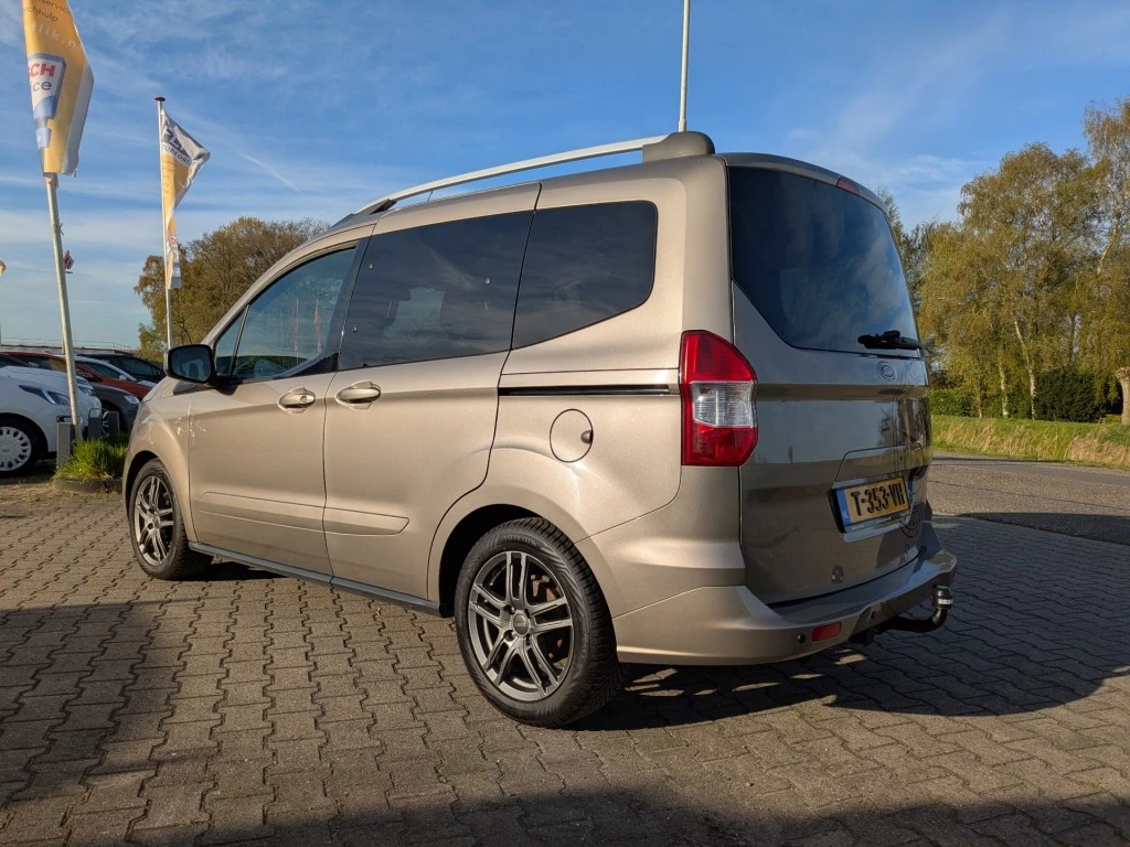 Hoofdafbeelding Ford Tourneo Courier