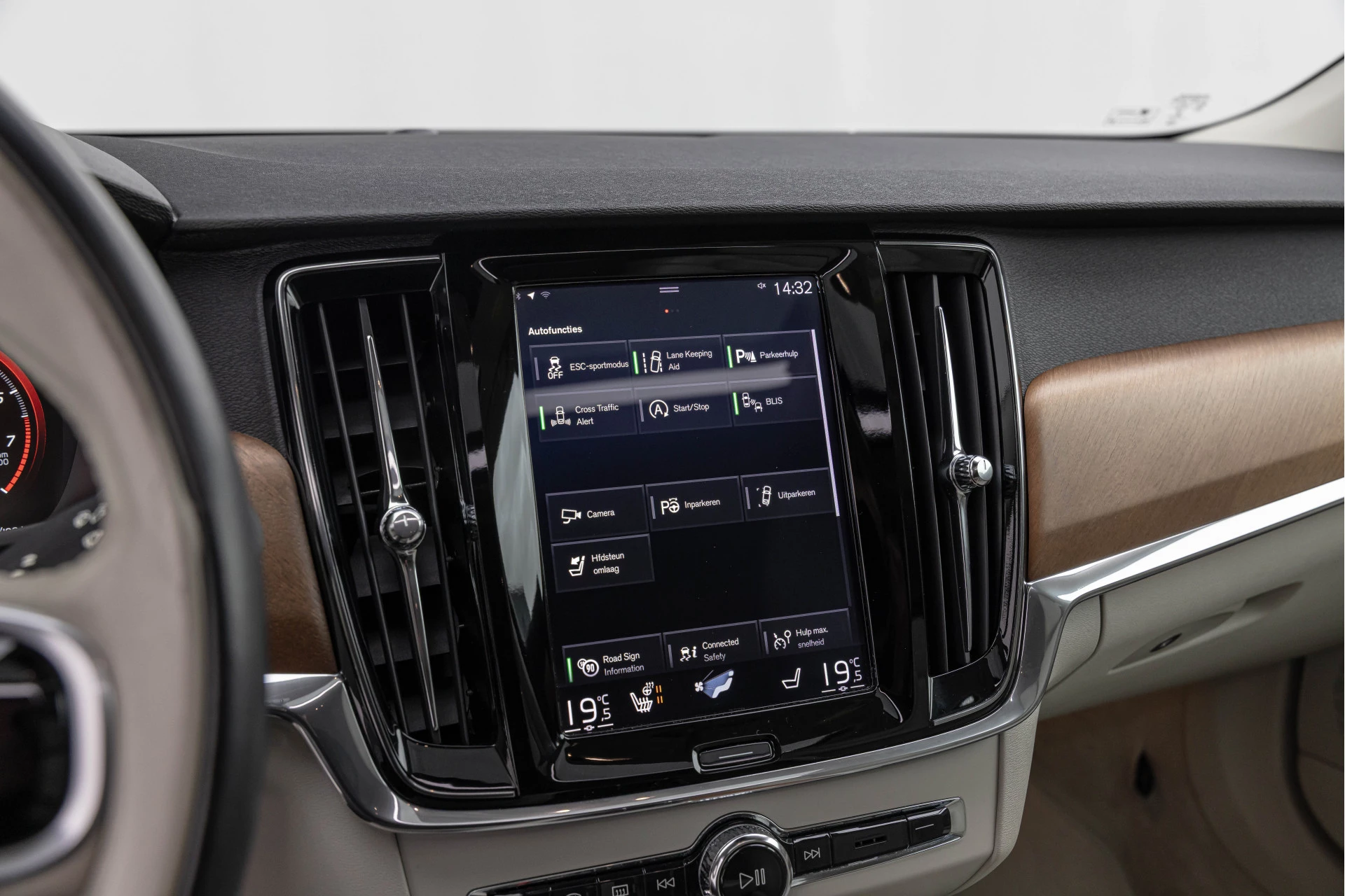 Hoofdafbeelding Volvo S90