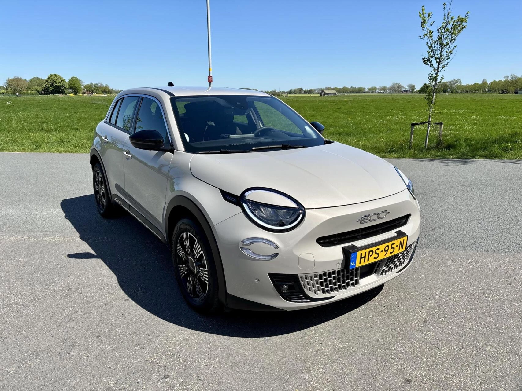 Hoofdafbeelding Fiat 600