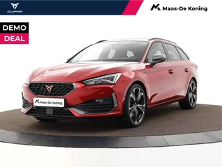 Hoofdafbeelding CUPRA Leon Sportstourer CUPRA Leon Sportstourer 1.4 245pk DSG e-Hybrid VZ Performance · Camera · Elek. Trekhaak · Keyless · Apple/Android Car Play · Dodehoek Detectie · Stoel &Stuurverwarming · 19'' Inch · Garantie t/m 18-01-2027 of 90.000km