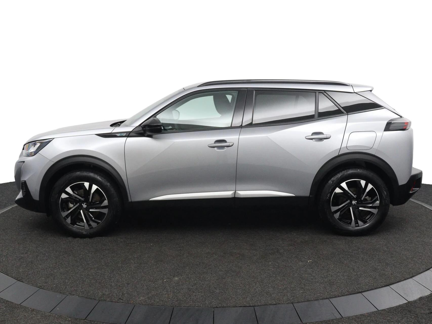 Hoofdafbeelding Peugeot e-2008