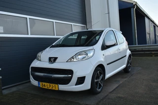 Peugeot 107 1.0-12V XS
