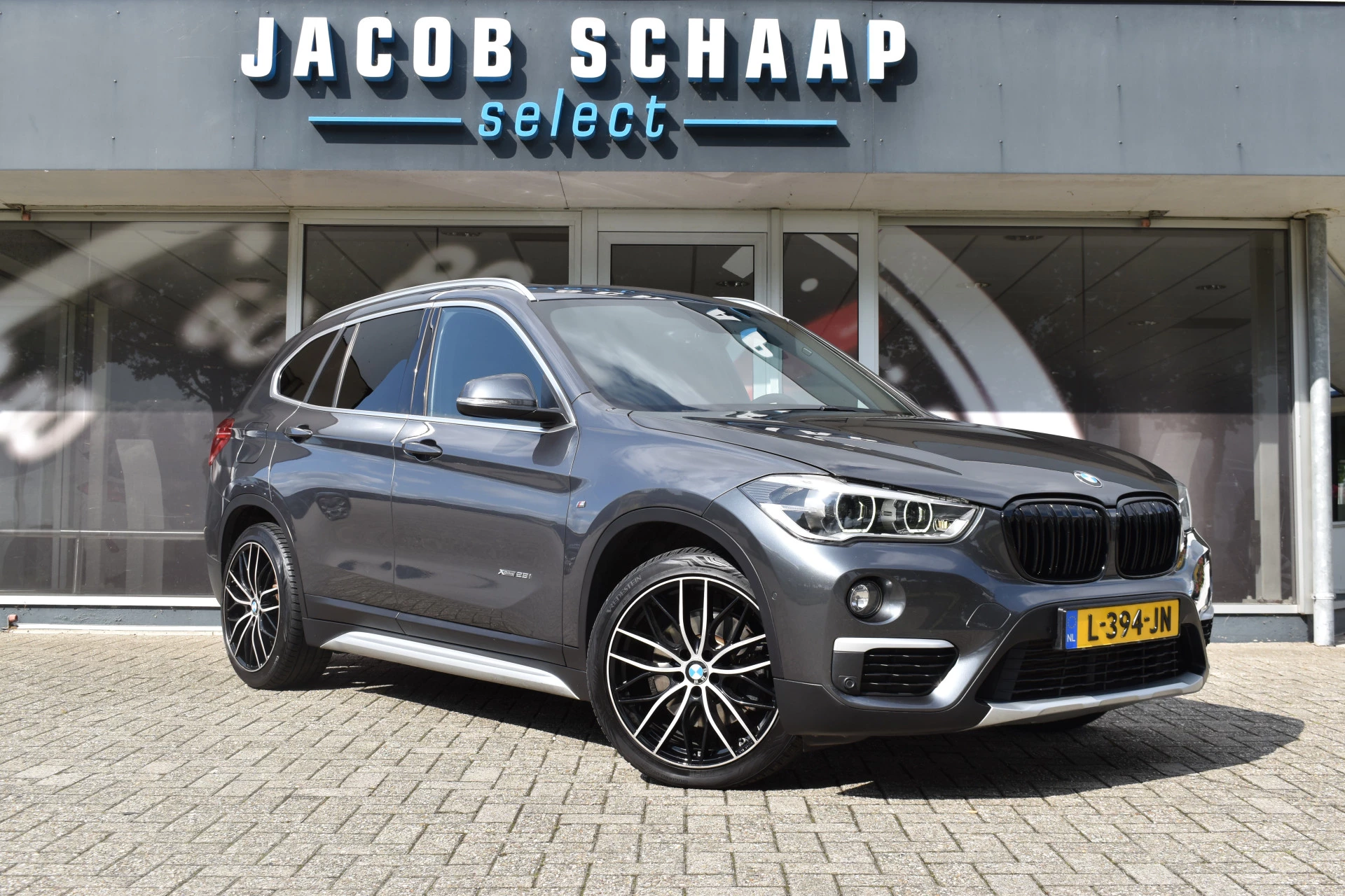 Hoofdafbeelding BMW X1