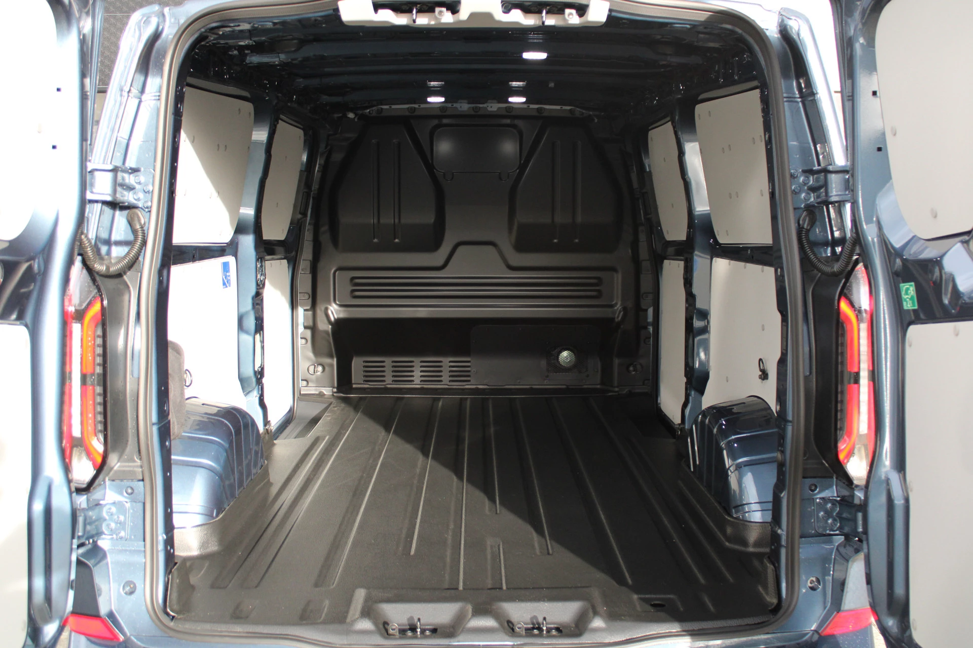 Hoofdafbeelding Ford E-Transit Custom