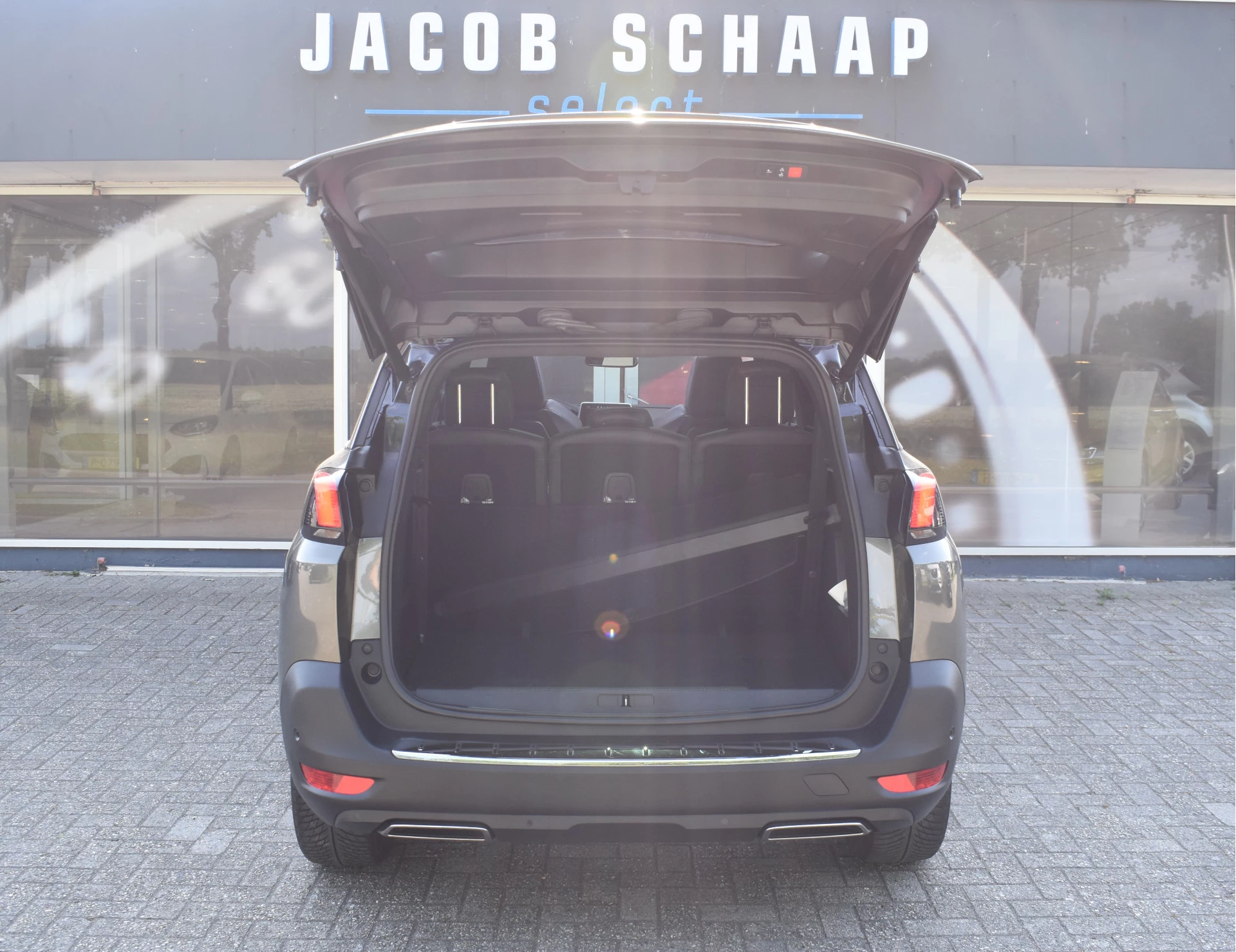 Hoofdafbeelding Peugeot 5008
