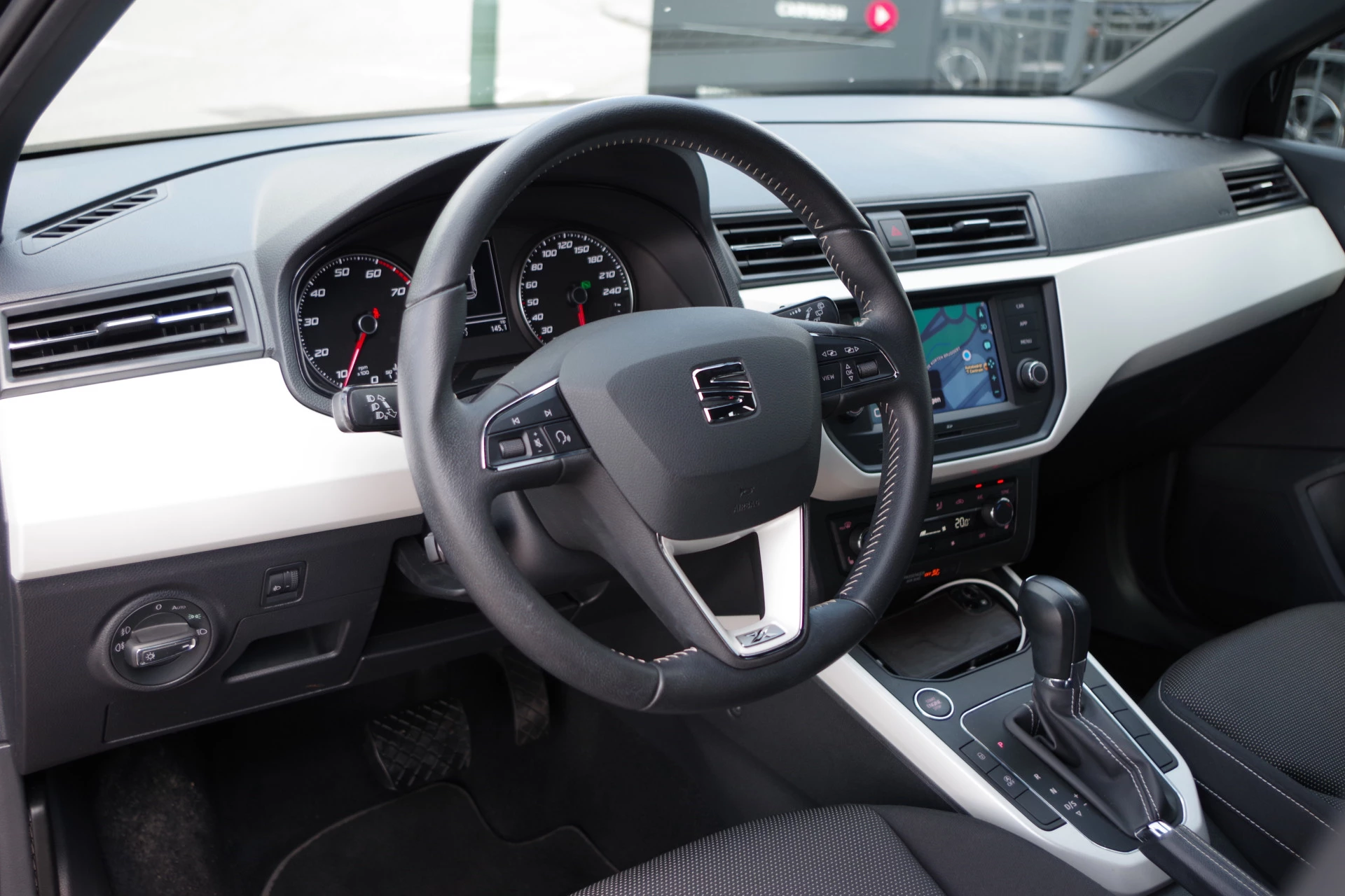Hoofdafbeelding SEAT Arona