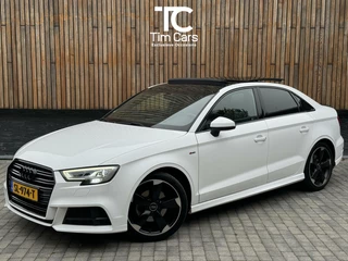 Audi A3 Limousine 1.0 TFSI S-line Automaat | Panoramadak | Apple CarPlay | Navigatie MMI+ | Climate control | LED verlichting | Cruise control | Zwart optiek | Parkeersensoren achter