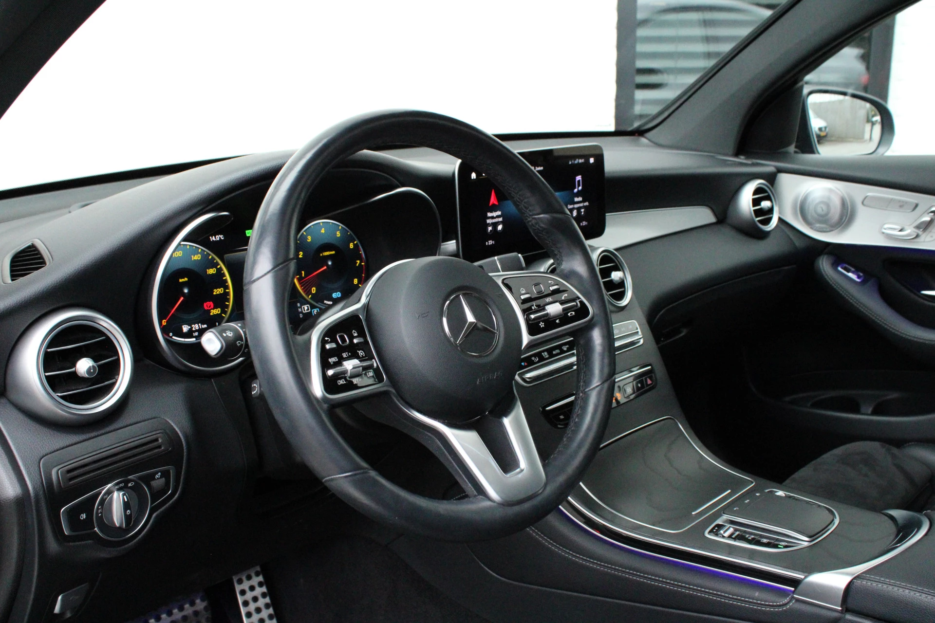 Hoofdafbeelding Mercedes-Benz GLC