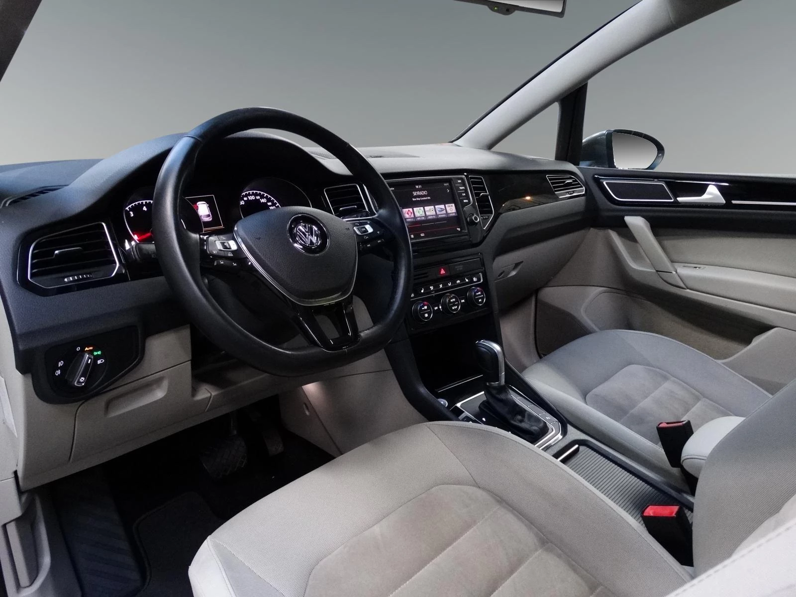 Hoofdafbeelding Volkswagen Golf Sportsvan