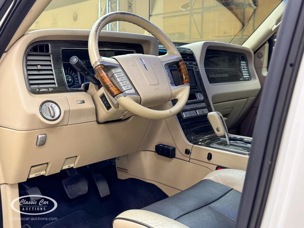 Hoofdafbeelding Lincoln Navigator