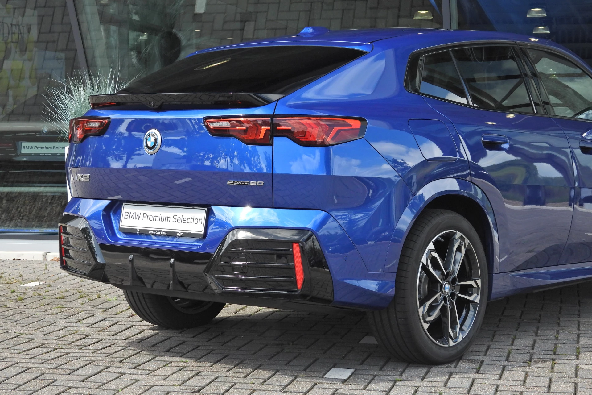 Hoofdafbeelding BMW iX2