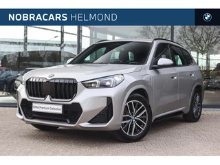 BMW X1 xDrive25e M Sport Automaat / Sportstoelen / Achteruitrijcamera / Comfort Access / M Adaptief onderstel / Adaptieve LED / Stoelverwarming