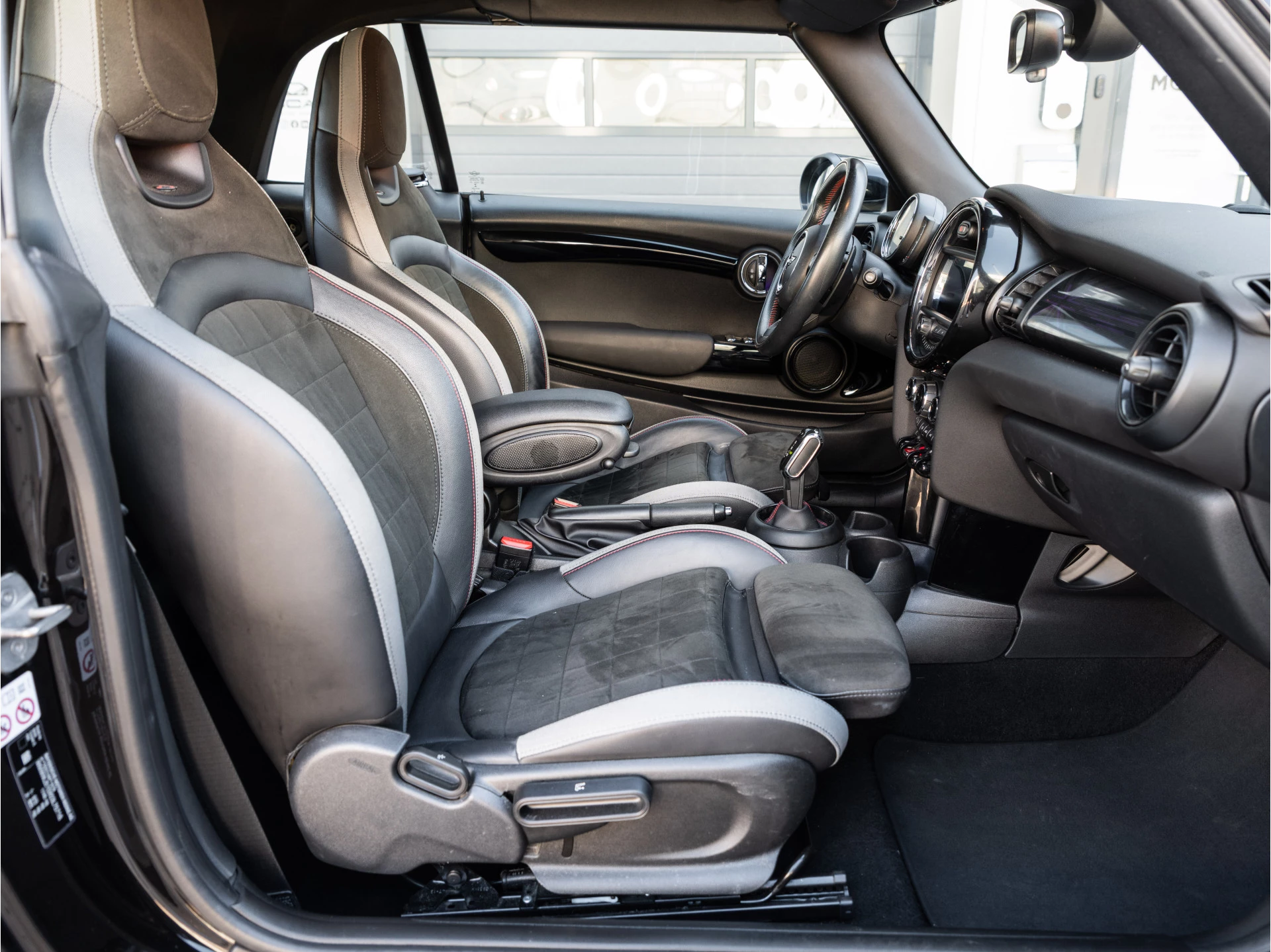 Hoofdafbeelding MINI Cooper S Cabrio