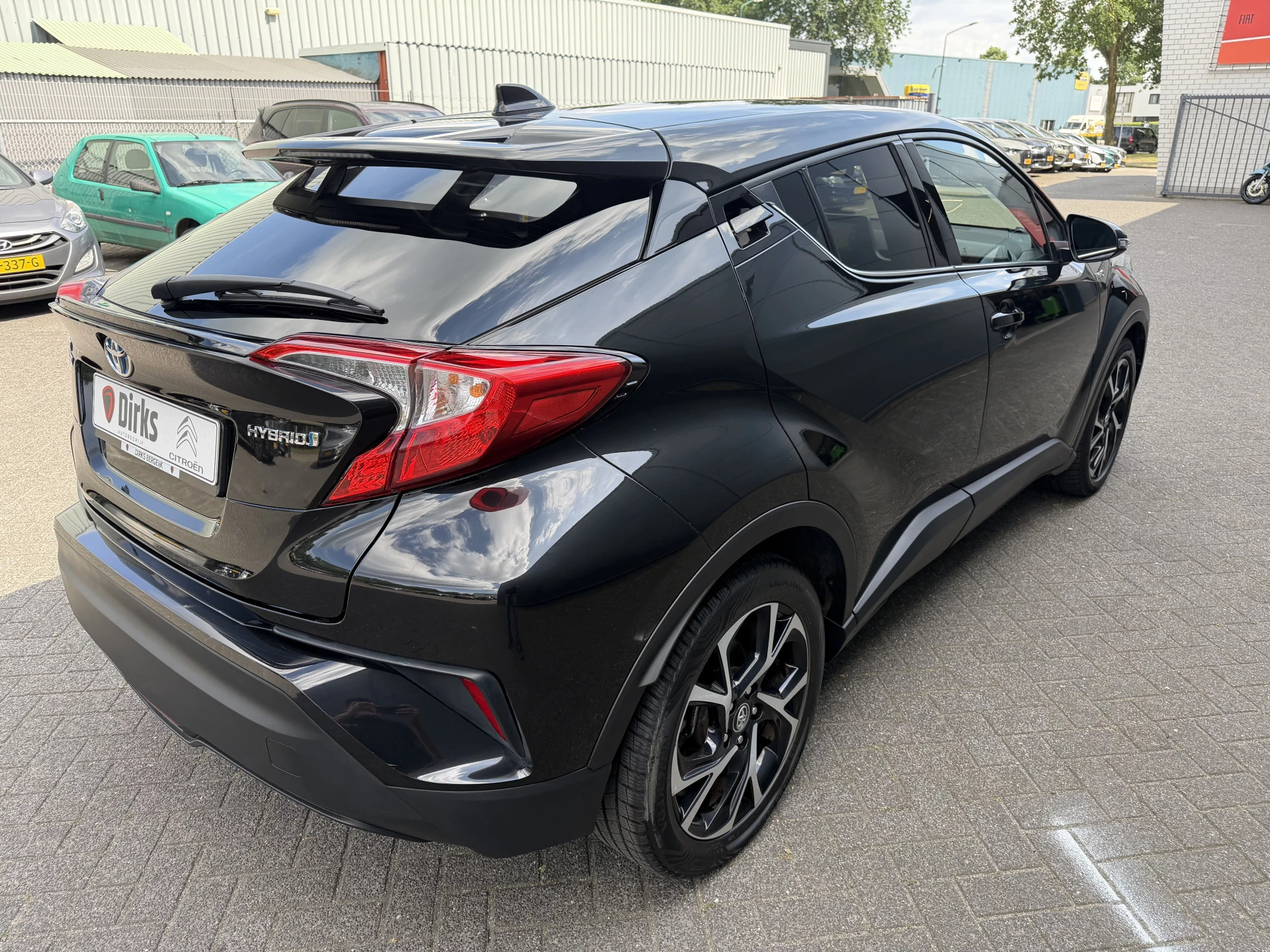 Hoofdafbeelding Toyota C-HR
