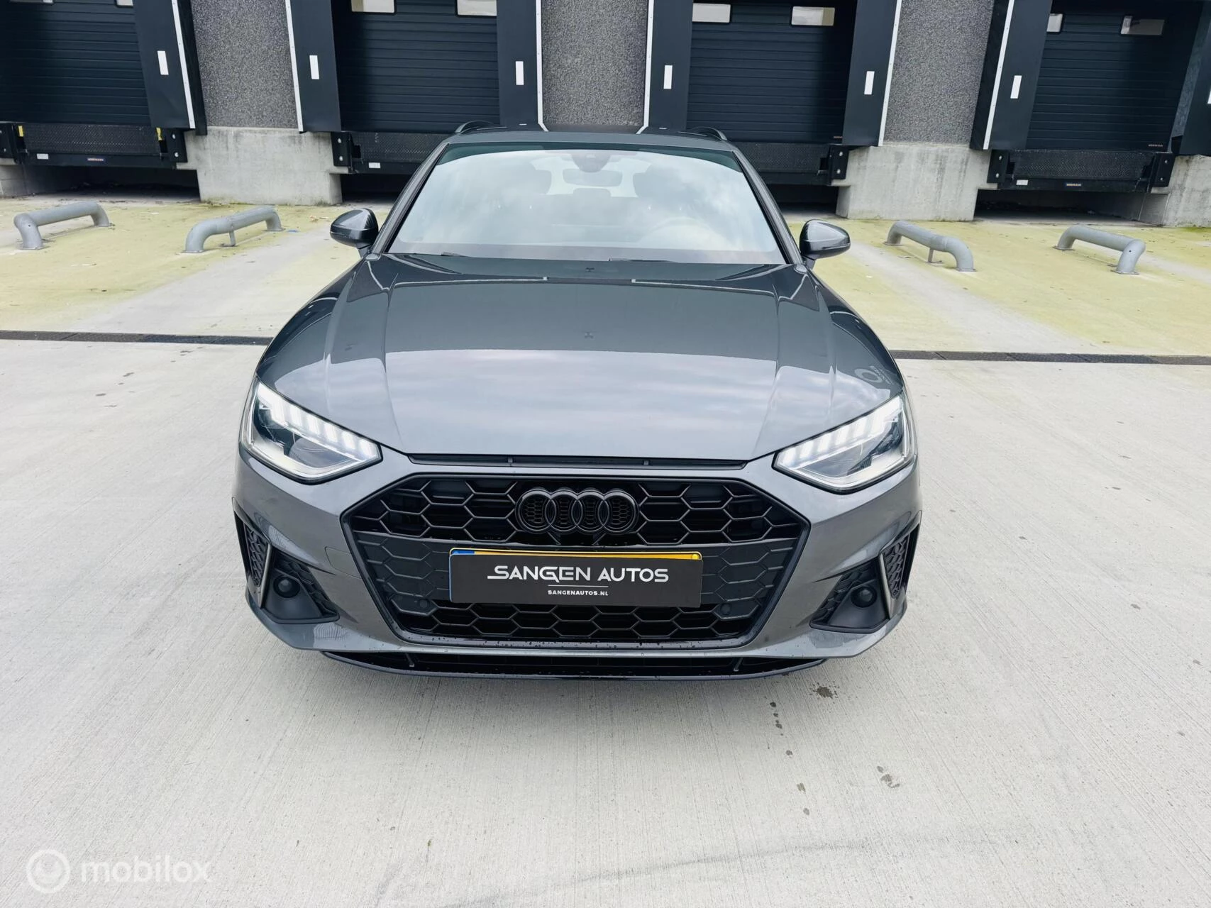 Hoofdafbeelding Audi A4