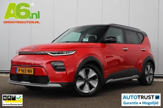Kia e-Soul ExecutiveLine 64 kWh 9800KM! Leder Navigatie Achteruitrijcamera Head Up Display Elektrische Stoelen