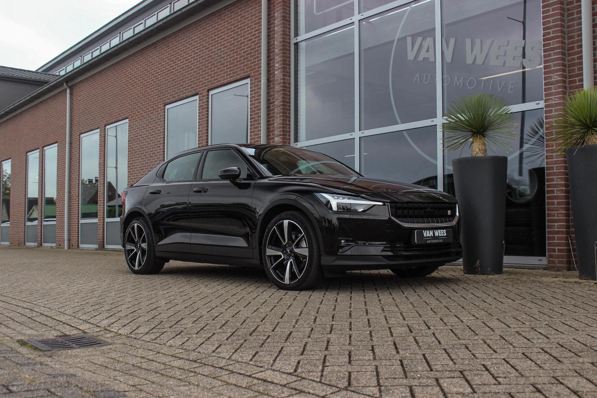 Hoofdafbeelding Polestar 2