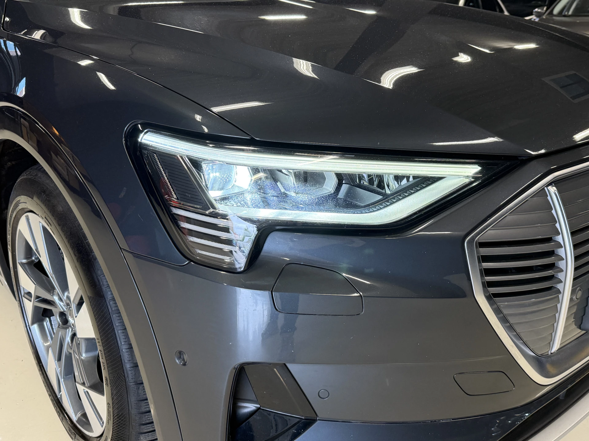 Hoofdafbeelding Audi e-tron