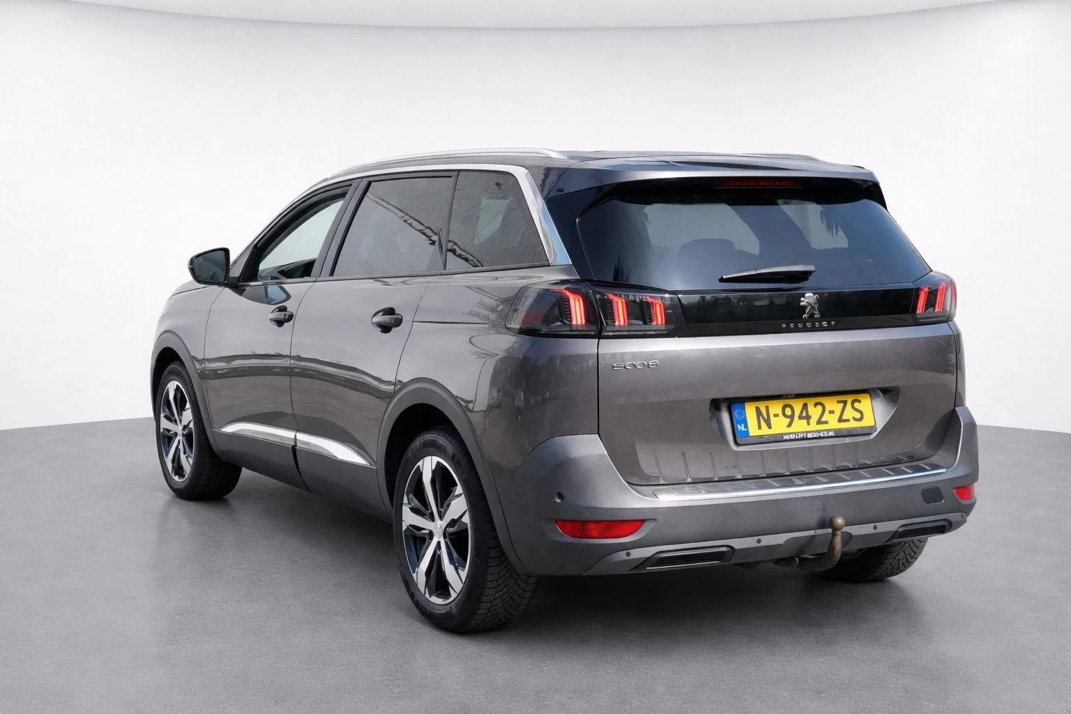 Hoofdafbeelding Peugeot 5008