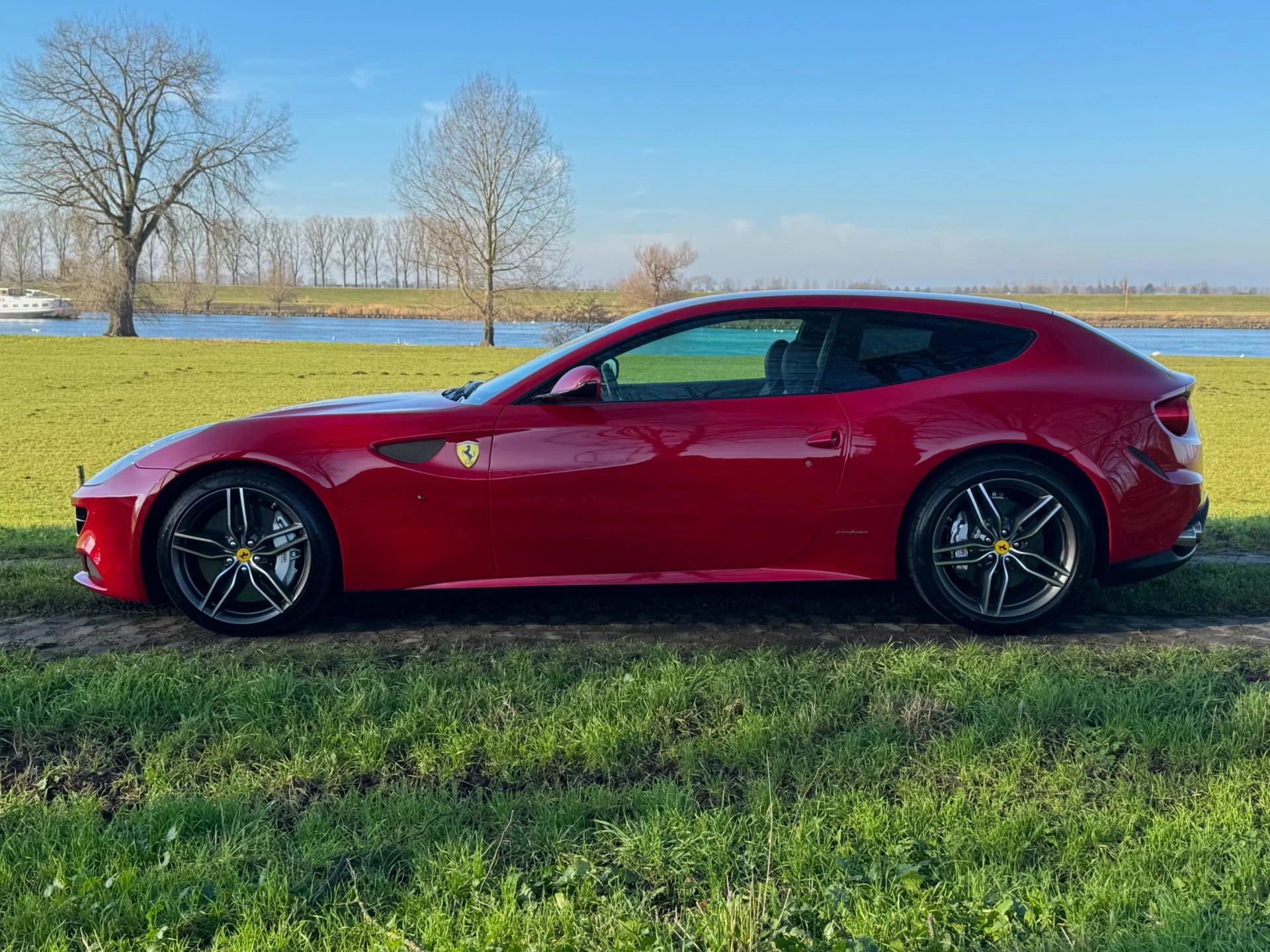 Hoofdafbeelding Ferrari FF