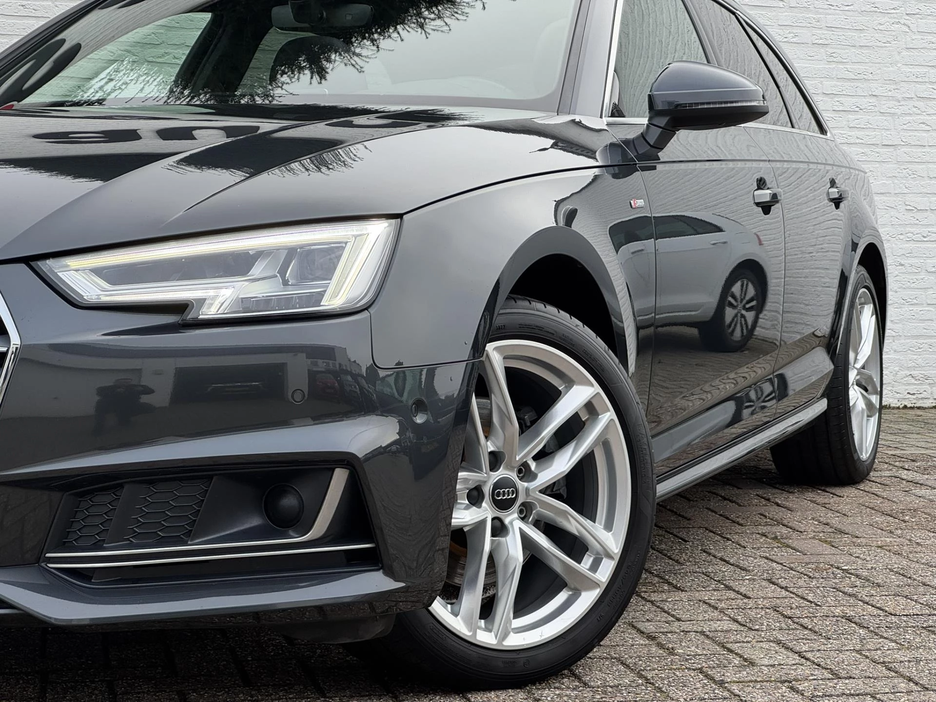Hoofdafbeelding Audi A4
