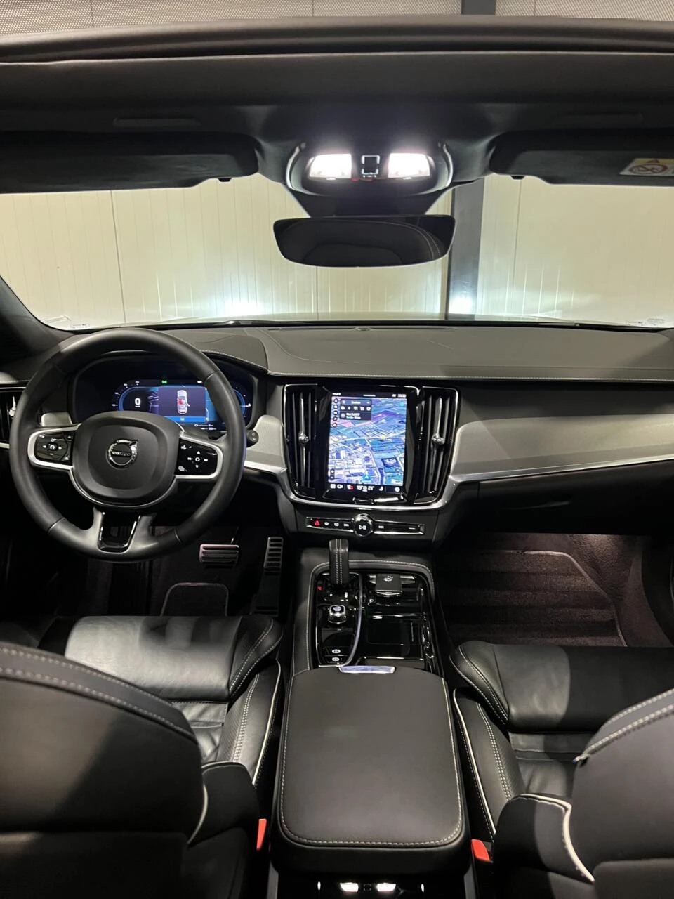 Hoofdafbeelding Volvo V90