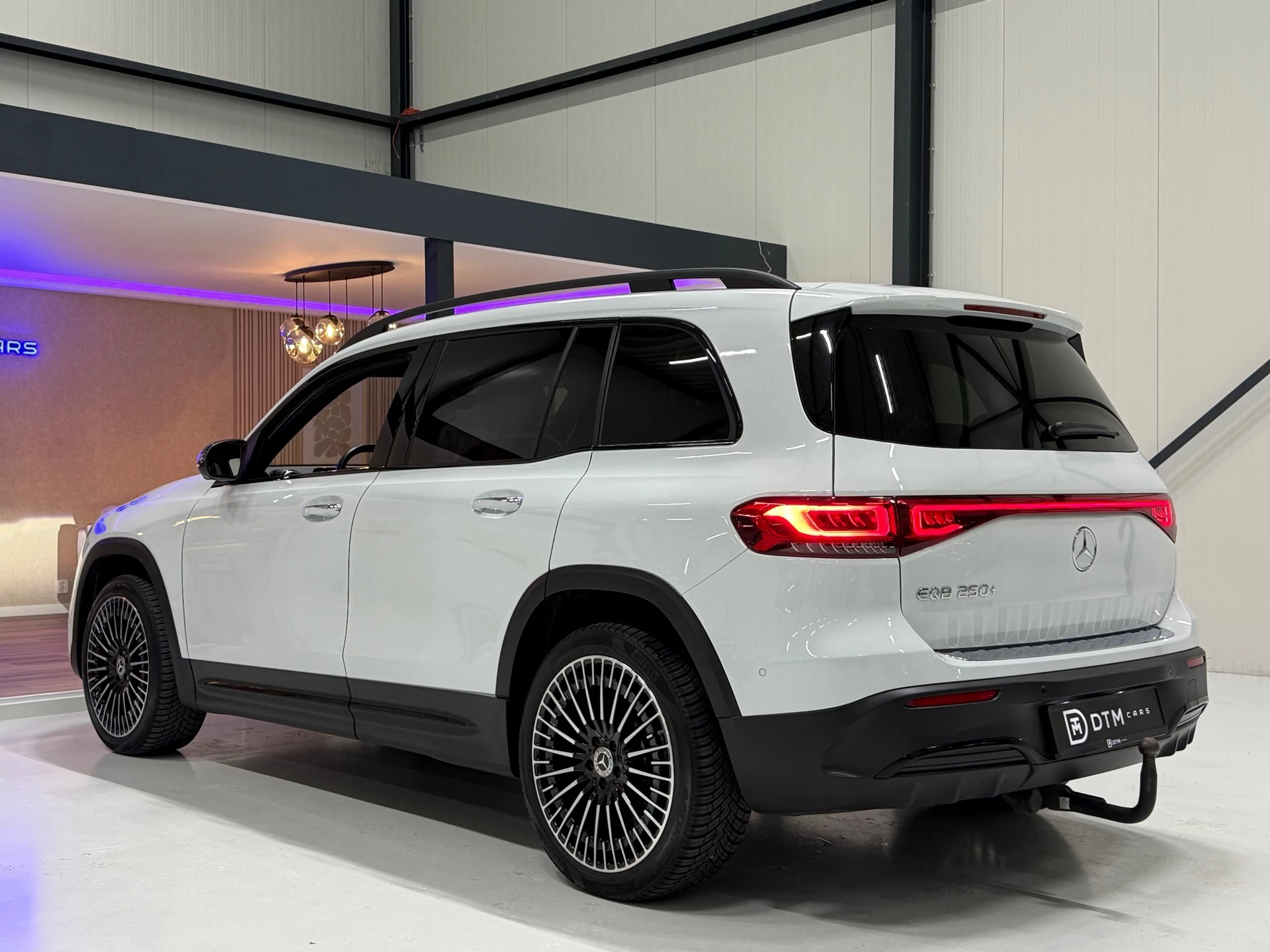 Hoofdafbeelding Mercedes-Benz EQB