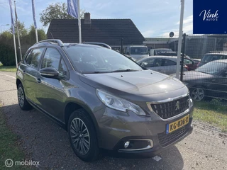 Hoofdafbeelding Peugeot 2008 Peugeot 2008 1.2 PureTech Blue Lion | Panoramadak | Full Options | Trekhaak |