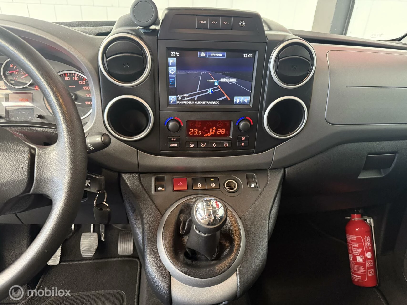 Hoofdafbeelding Peugeot Partner