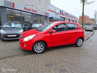 Hoofdafbeelding Hyundai i20 HYUNDAI i20 1.2i BUSINESS EDITION / 1e Eigenaar /